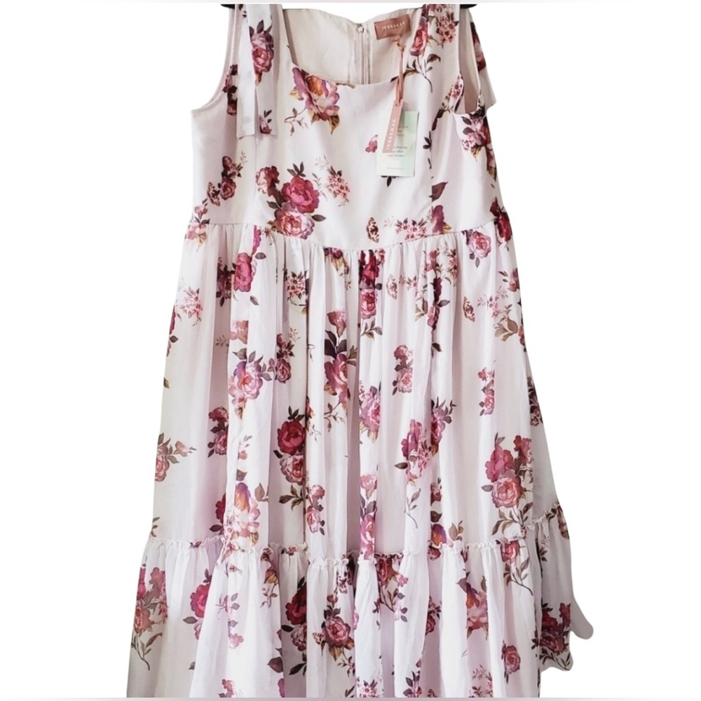 JessaKae Cottage Floral Dress size 3X - Picture 5 of 9